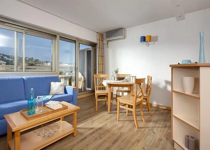 Pierre & Les Platanes 3* サント・マキシム