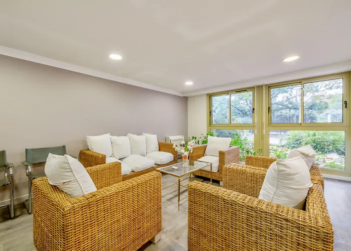 Pierre & Les Platanes Apartmanhotel 3*