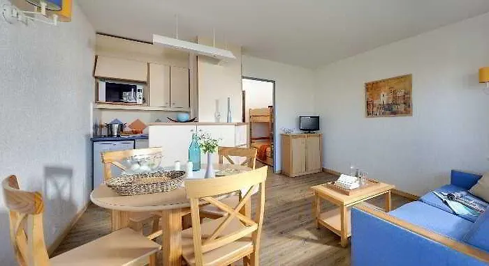 Pierre & Les Platanes شقة فندقية